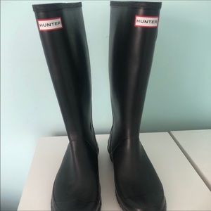 Women’s Hunter rain boots